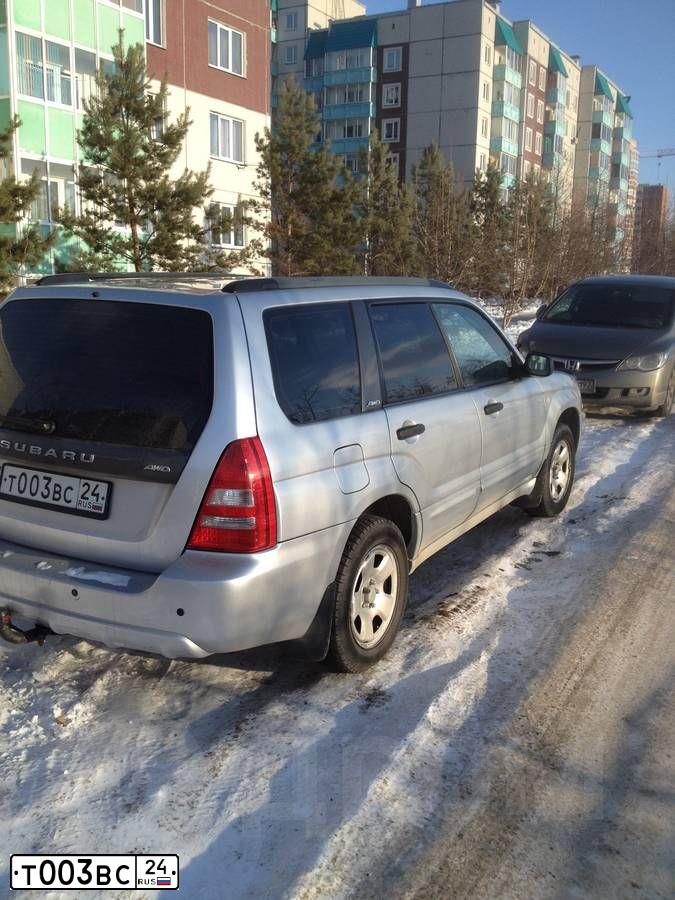 Фото автомобиля TOYOTA CAMRY, 2004 — госномер Т003ВС24. Цвет: СЕРЫЙ