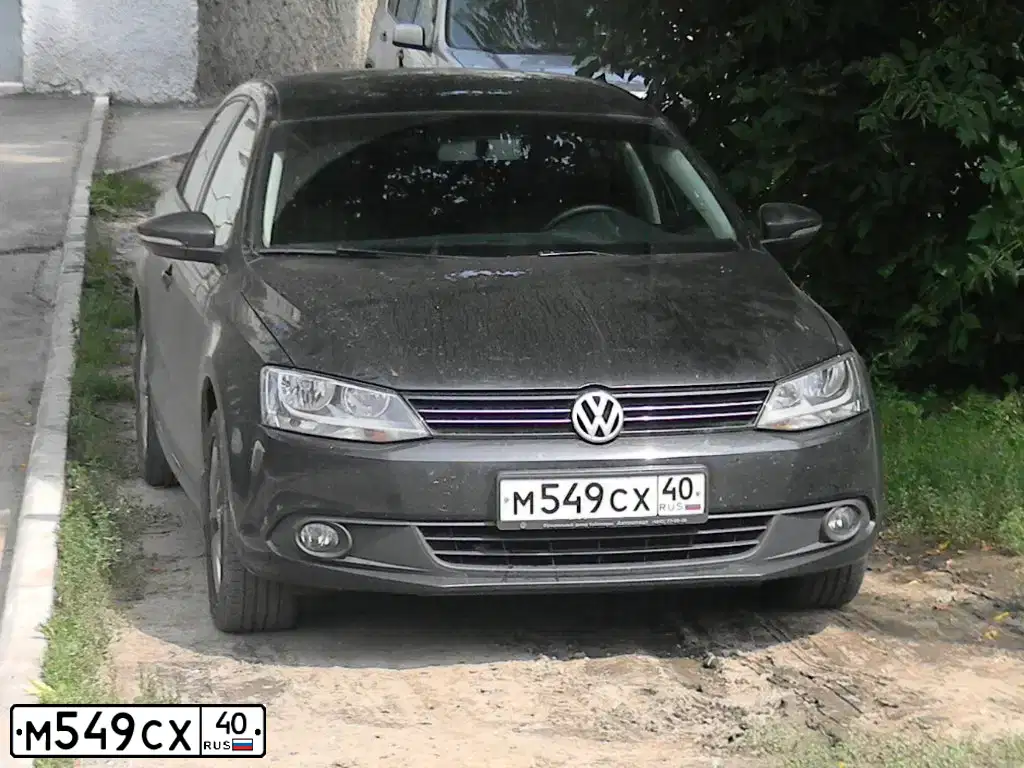 Фото автомобиля VOLKSWAGEN JETTA, 2012 — госномер М549СХ40. Цвет: ЧЕРНЫЙ