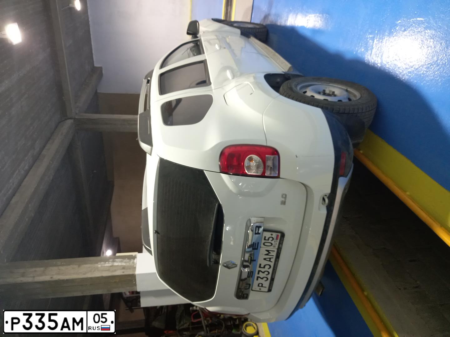 Фото автомобиля RENAULT DUSTER, 2013 — госномер М219ВМ95. Цвет: Белый