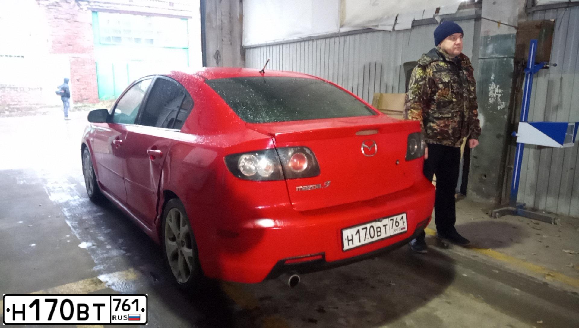 Фото автомобиля MAZDA 3, 2006 — госномер Н170ВТ761. Цвет: Красный