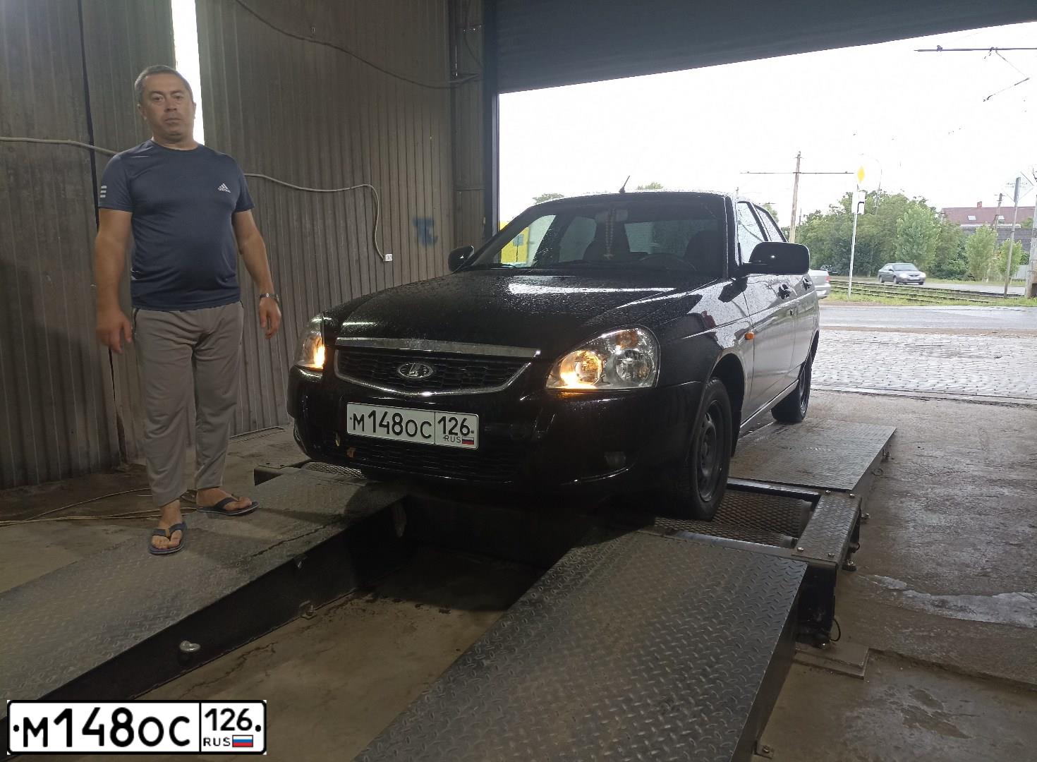 Фото автомобиля LADA 2170 PRIORA, 2014 — госномер М845НВ193. Цвет: ЧЕРНЫЙ