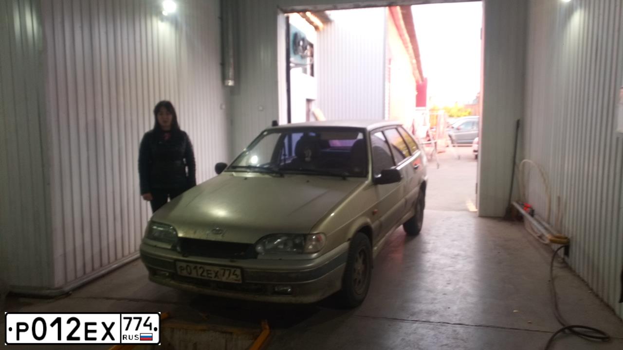 Фото автомобиля LADA 2114 SAMARA, 2004 — госномер Р012ЕХ774. Цвет: СЕРЕБРИСТО-БЕЖЕВЫЙ