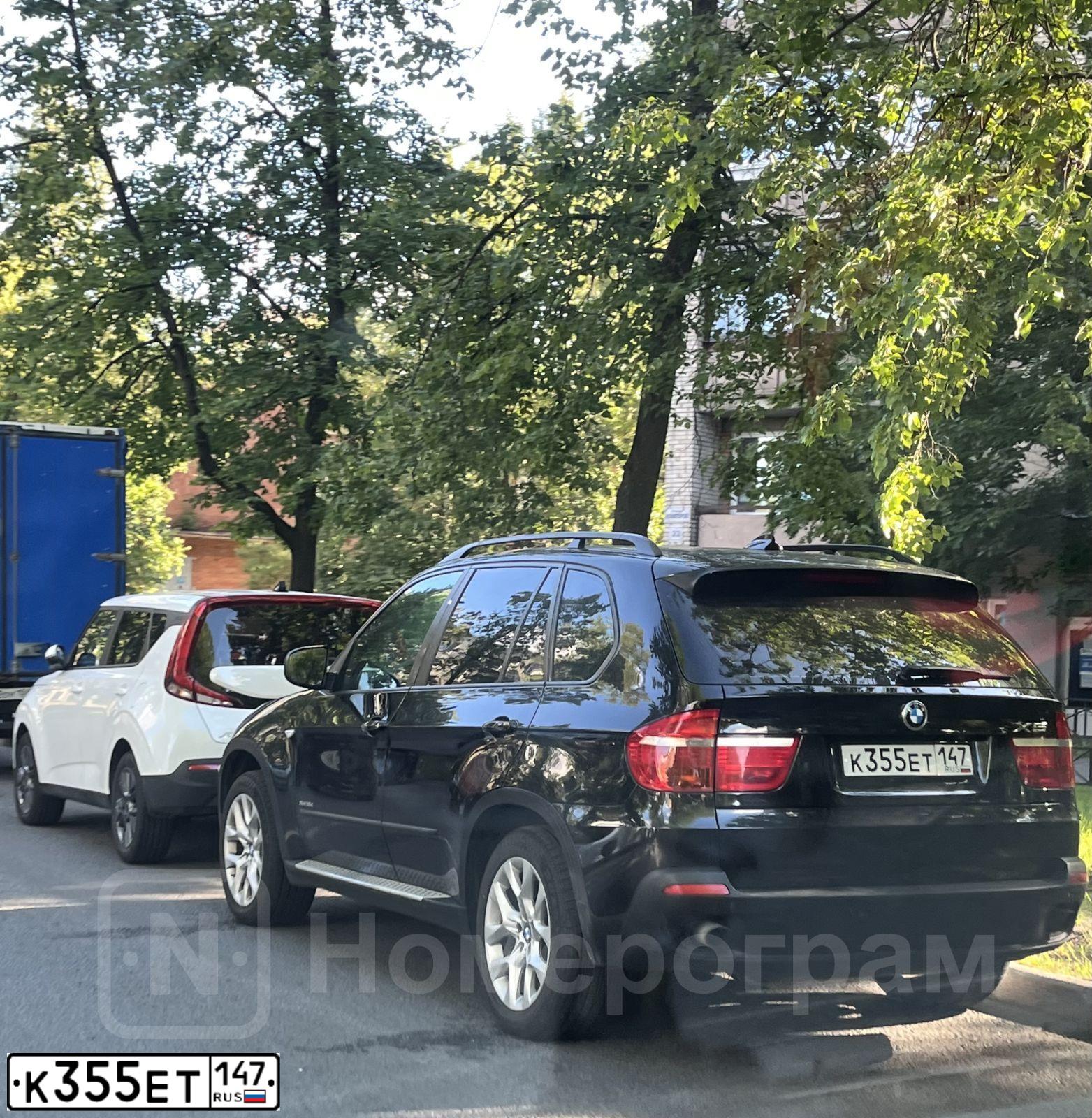 Фото автомобиля BMW X5, 2010 — госномер К355ЕТ147. Цвет: ЧЕРНЫЙ