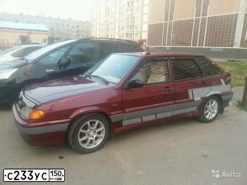 Фото автомобиля LADA 2114 SAMARA, 2004 — госномер С233УС150. Цвет: МАЛИНОВЫЙ