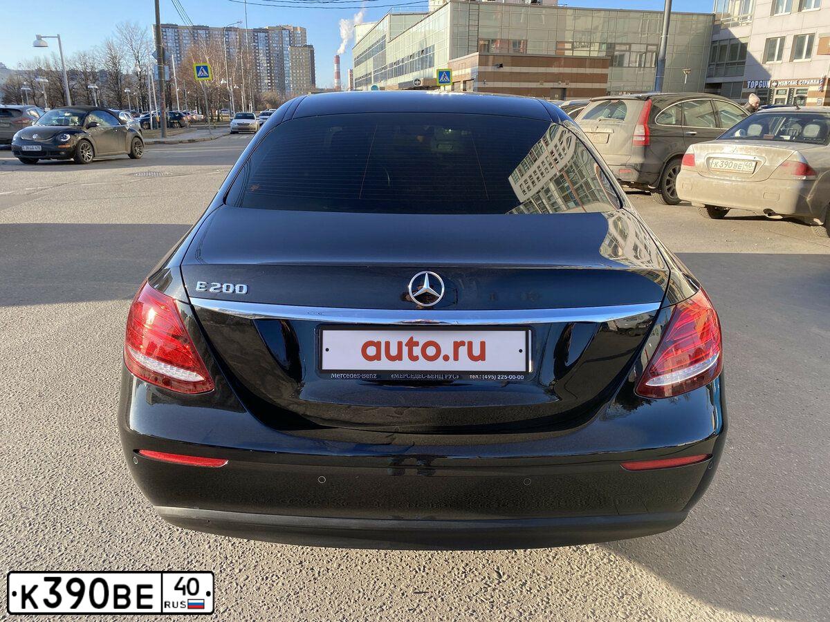 Фото автомобиля MITSUBISHI LANCER, 2004 — госномер К390ВЕ40. Цвет: СЕРЕБРИСТЫЙ