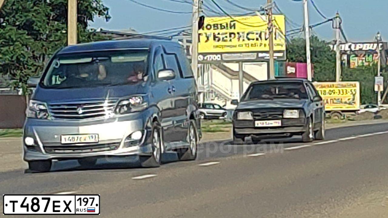 Фото автомобиля МАЗДА ПРОТЕЖЕ DX, 2000 — госномер М175ОМ62. Цвет: серебристый