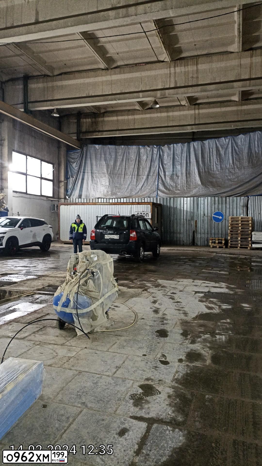 Фото автомобиля KIA SPORTAGE, 2010 — госномер О962ХМ199. Цвет: ЧЕРНЫЙ