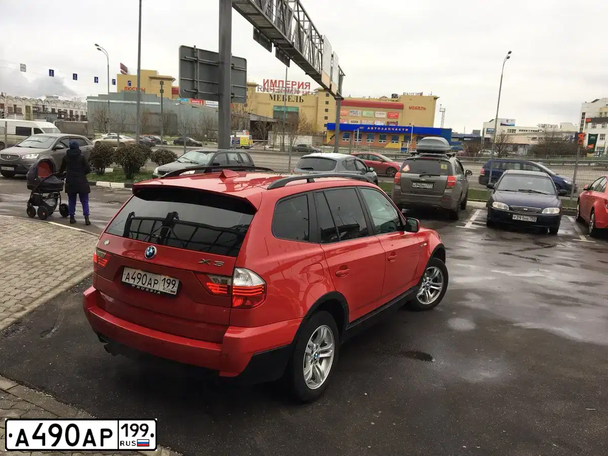 Фото автомобиля БМВ Х3, 2007 — госномер О074СО797. Цвет: Красный