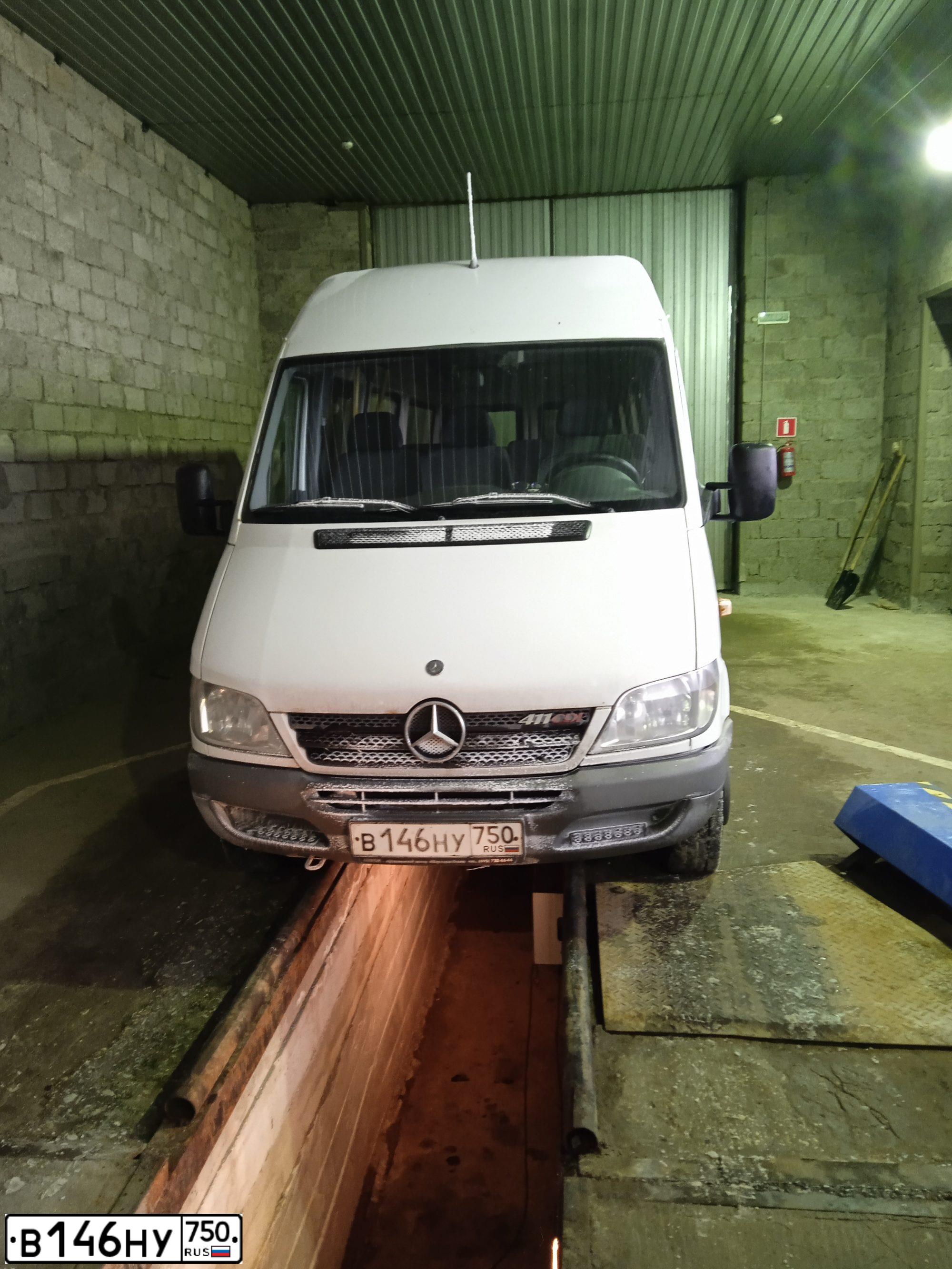 Фото автомобиля MERCEDES SPRINTER, 2016 — госномер В146НУ750. Цвет: БЕЛЫЙ