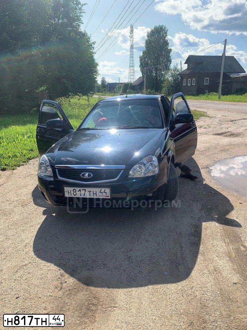 Фото автомобиля LADA 2170 PRIORA, 2012 — госномер Н817ТН44. Цвет: Сине-Черный