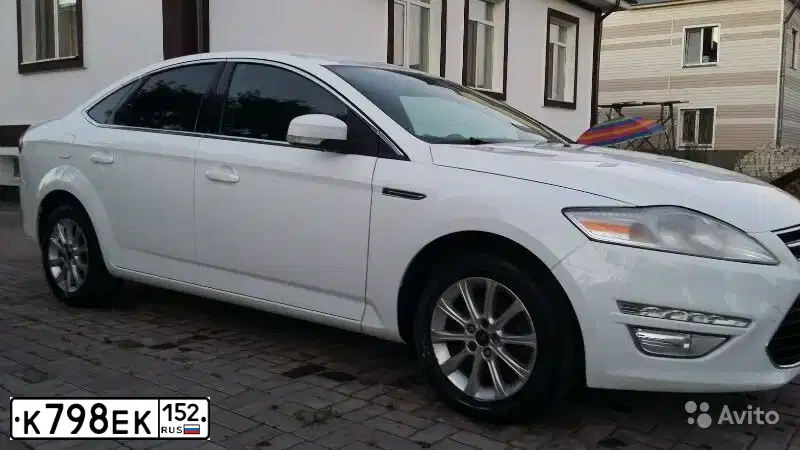 Фото автомобиля FORD MONDEO, 2012 — госномер К798ЕК152. Цвет: Белый