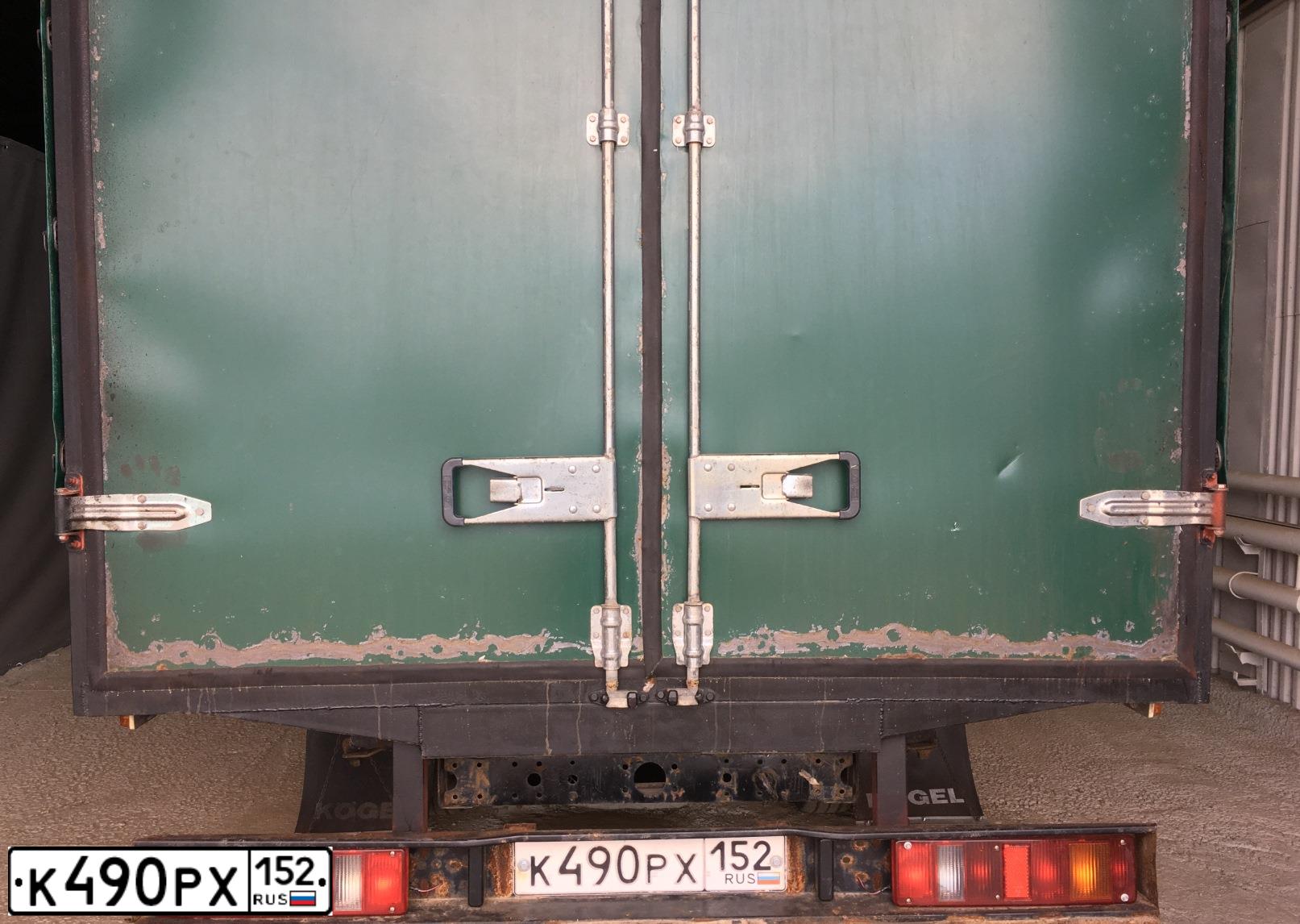 Фото автомобиля GAZ 3302 GAZEL, 2012 — госномер К490РХ152. Цвет: СВЕТЛО-СЕРЫЙ