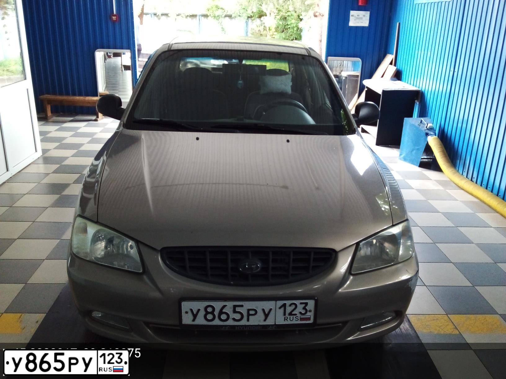 Фото автомобиля TAGAZ ACCENT, 2007 — госномер У891ВЕ152. Цвет: СВЕТЛО БЕЖЕВЫЙ