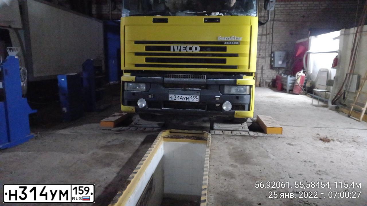 Фото автомобиля IVECO 440, 2000 — госномер Н314УМ159. Цвет: ЖЕЛТЫЙ