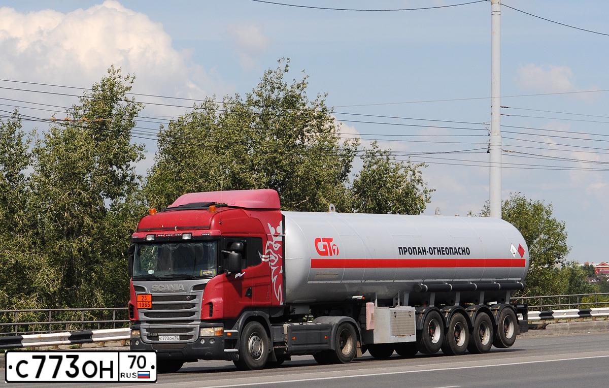 Фото автомобиля SCANIA SERIE G /4X2/, 2011 — госномер В747ЕР19. Цвет: Красный