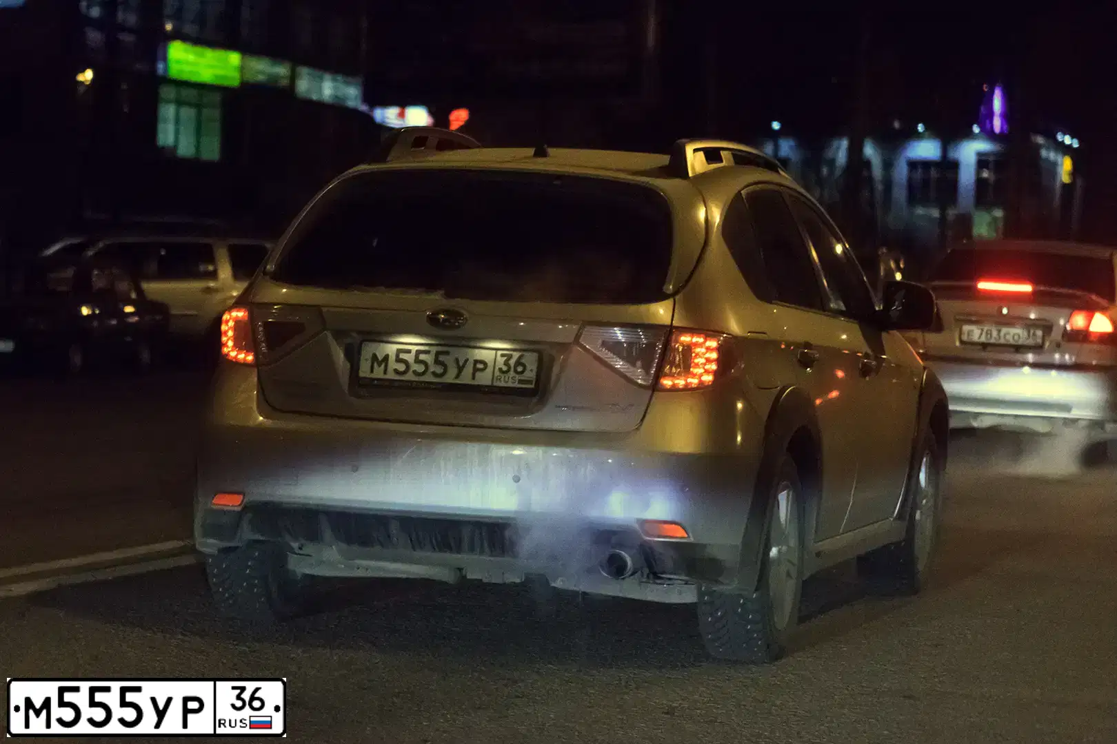 Фото автомобиля SUBARU IMPREZA, 2010 — госномер М555УР36. Цвет: Серебристый