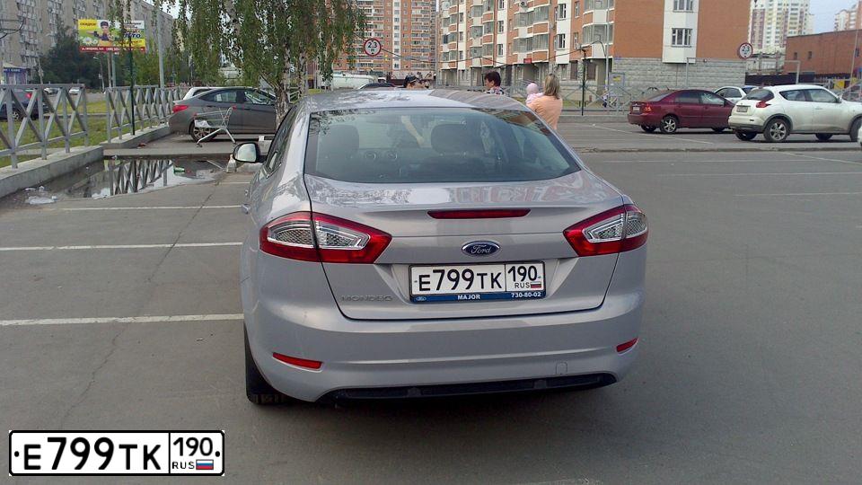 Фото автомобиля FORD MONDEO, 2012 — госномер Е799ТК190. Цвет: СЕРЫЙ