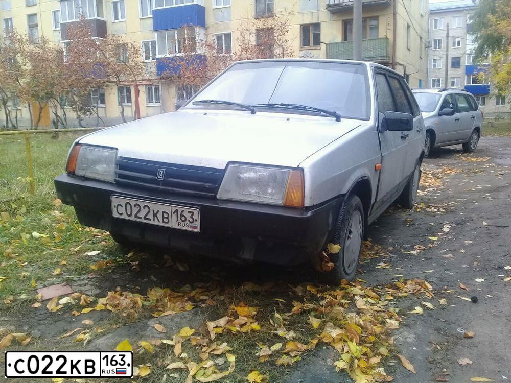 Фото автомобиля LADA 2109 SAMARA, 2004 — госномер Х732МС98. Цвет: Серебристый
