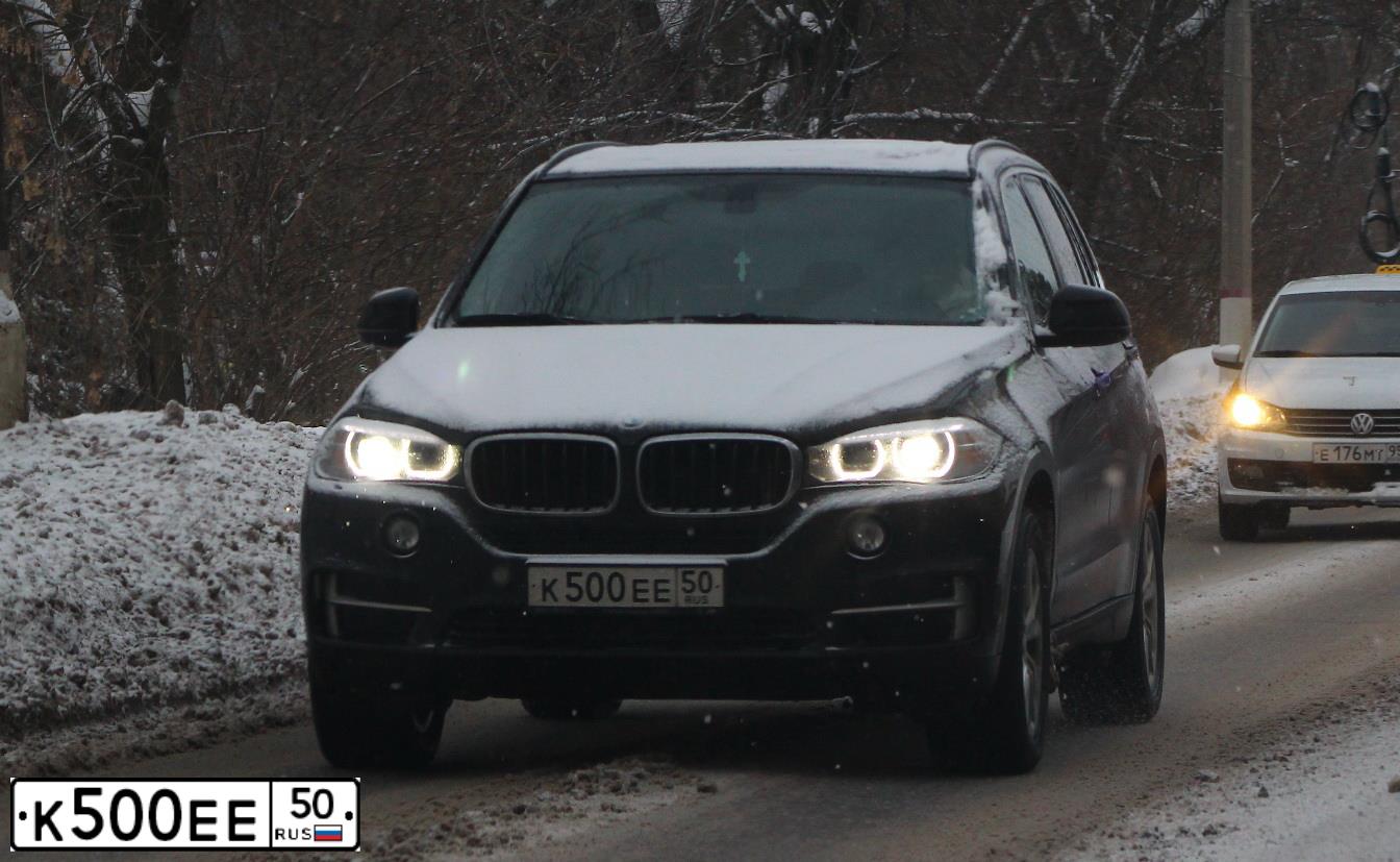 Фото автомобиля VOLVO S80, 1999 — госномер Р515АМ550. Цвет: СЕРЫЙ ТЕМНЫЙ