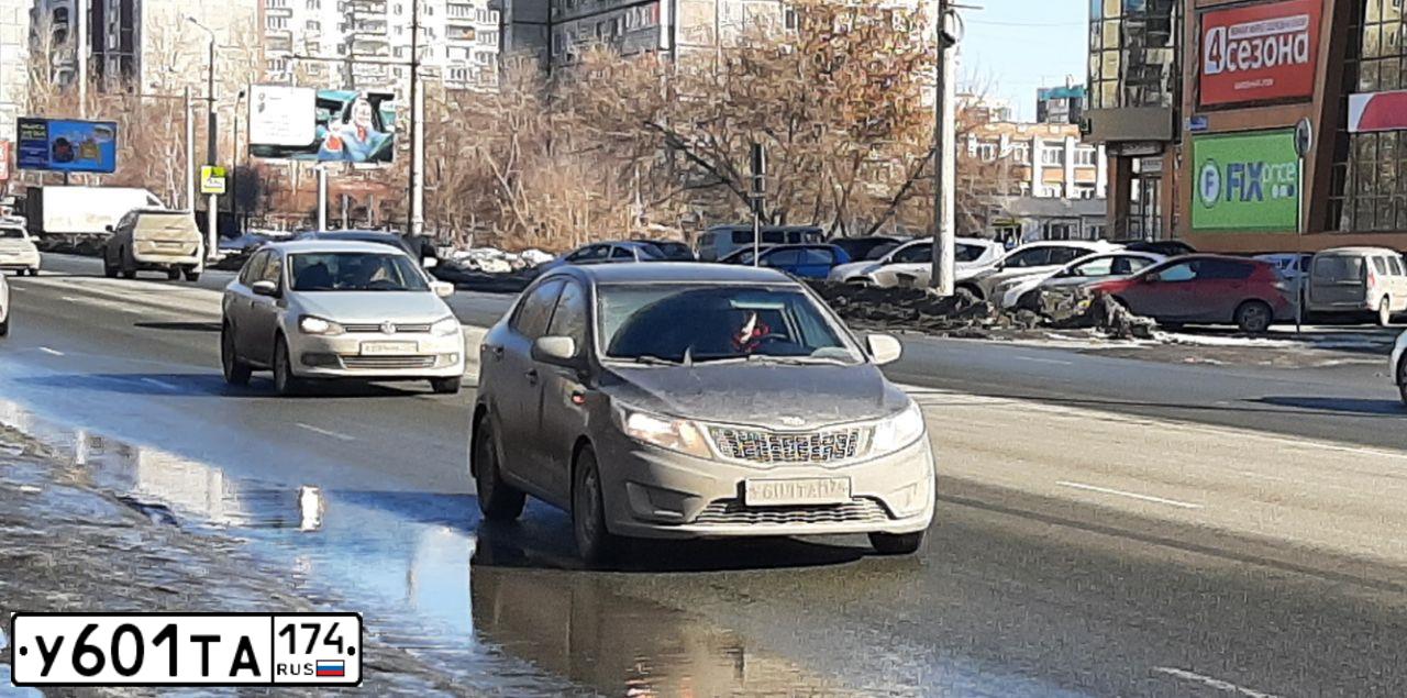 Фото автомобиля KIA RIO, 2014 — госномер К689ЕР774