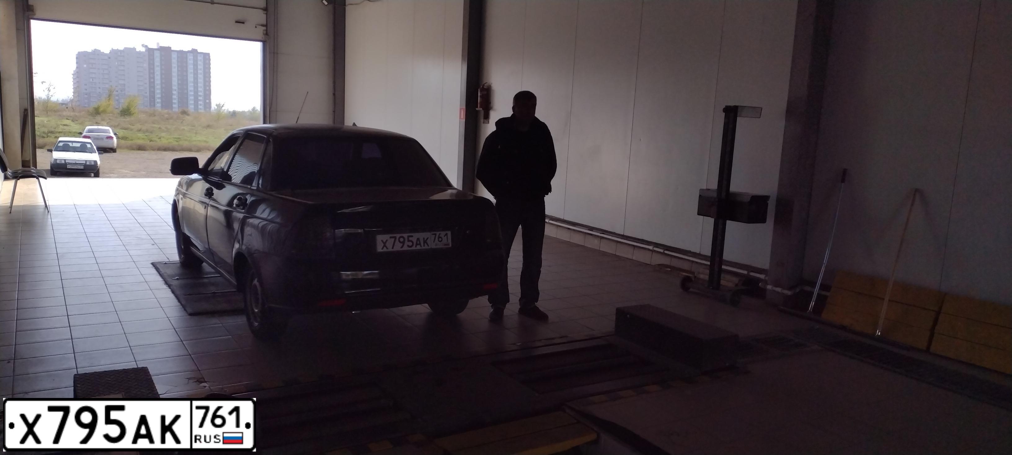 Фото автомобиля LADA 2170 PRIORA, 2008 — госномер С467ХМ05. Цвет: ГРАФИТОВЫЙ МЕТАЛЛИК