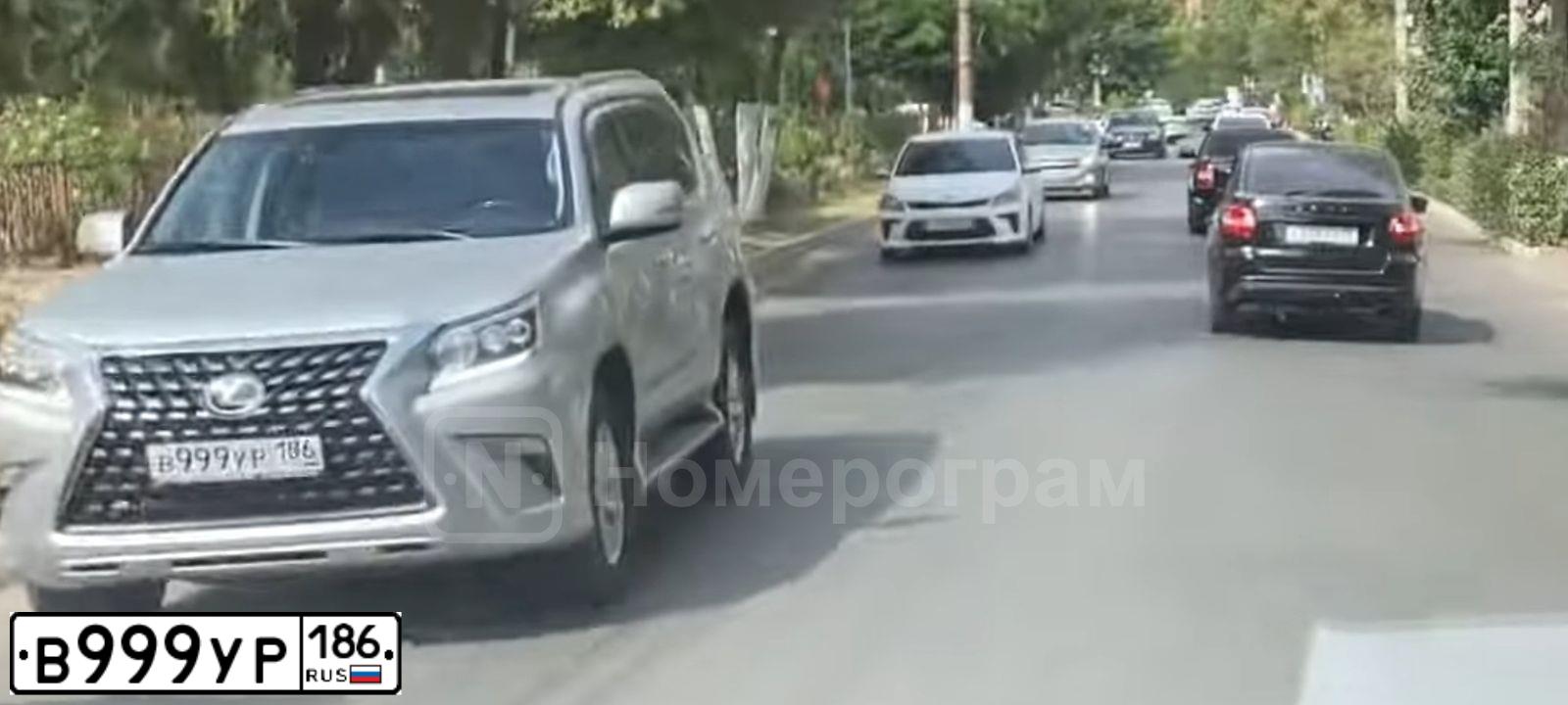 Фото автомобиля LEXUS GX, 2015 — госномер В999УР186. Цвет: СЕРЕБРИСТЫЙ