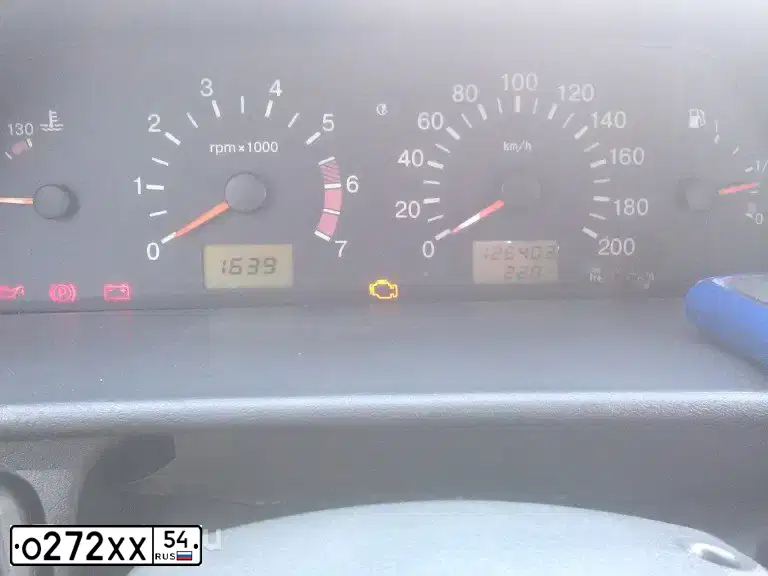 Фото автомобиля TOYOTA CAMRY, 2006 — госномер Х386ТЕ22. Цвет: БЕЖЕВЫЙ
