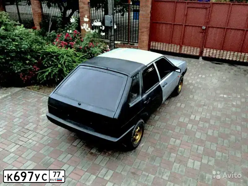 Фото автомобиля LADA 2109 SAMARA, 1998 — госномер К697УС77. Цвет: Серый