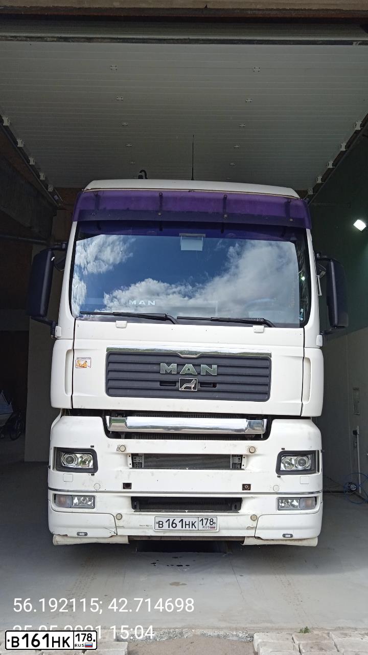 Фото автомобиля MAN TGA, 2012 — госномер В161НК178. Цвет: БЕЛЫЙ