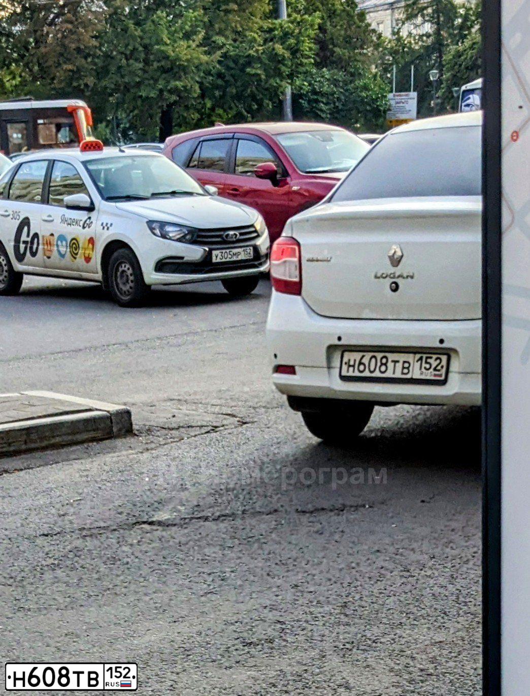 Фото автомобиля RENAULT LOGAN, 2015 — госномер Н608ТВ152. Цвет: БЕЛЫЙ