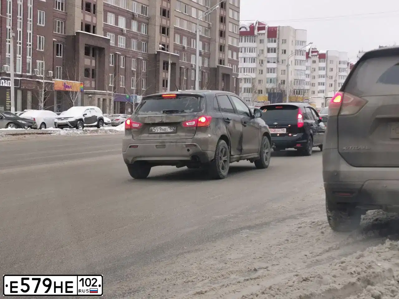 Фото автомобиля FORD FIESTA / ASPIRE, 2007 — госномер Н563ТС102. Цвет: КРАСНЫЙ