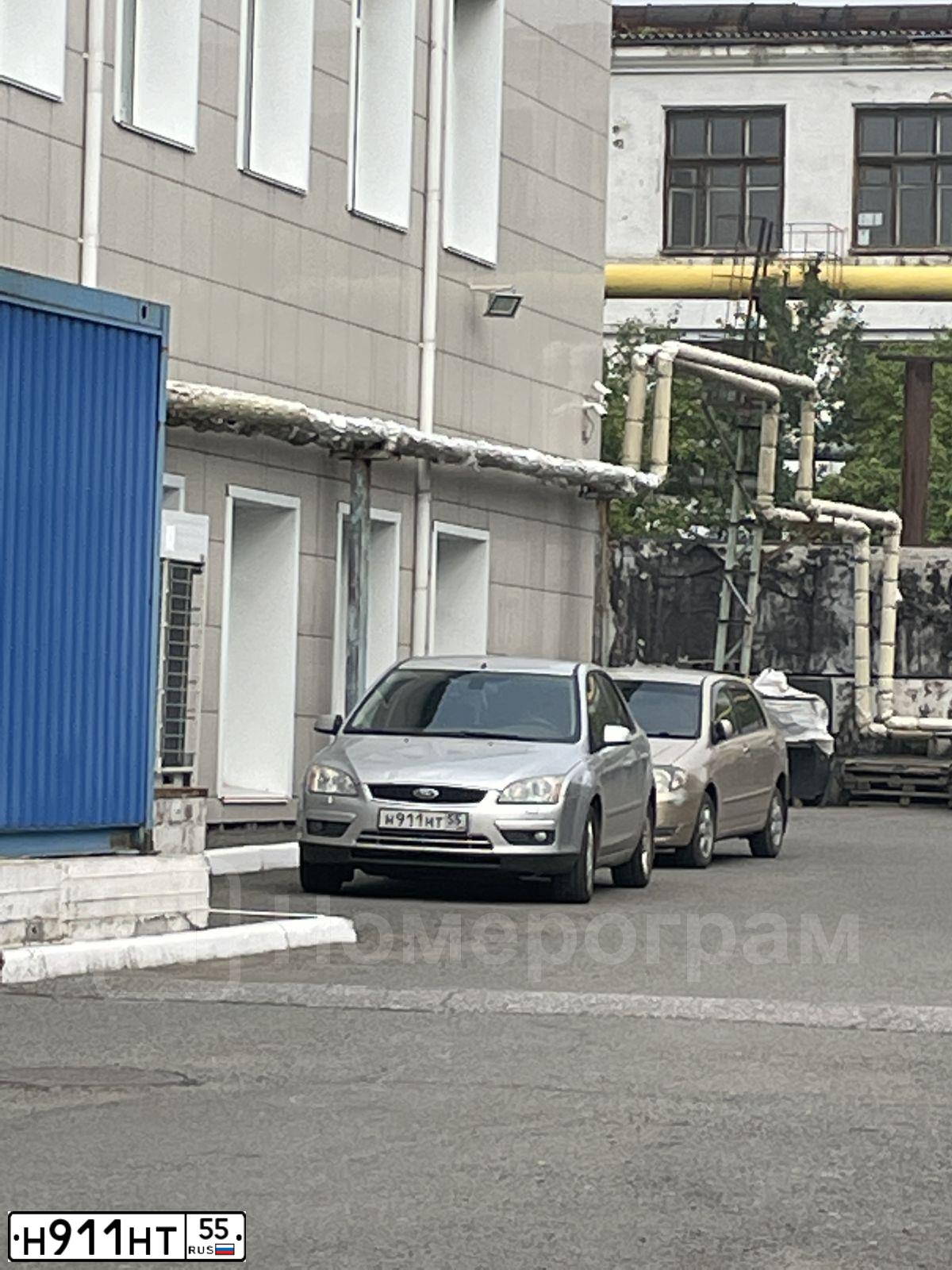 Фото автомобиля FORD FOCUS, 2007 — госномер Н911НТ55. Цвет: СЕРЕБРИСТЫЙ