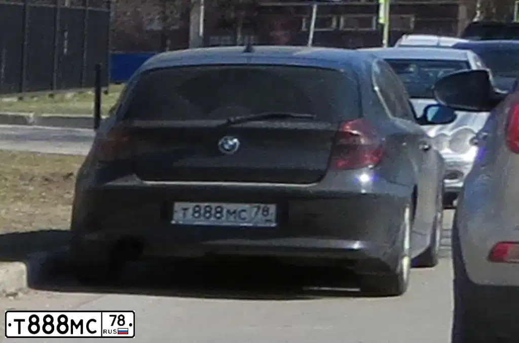 Фото автомобиля BMW X5, 2017 — госномер М125СО198. Цвет: ЧЕРНЫЙ