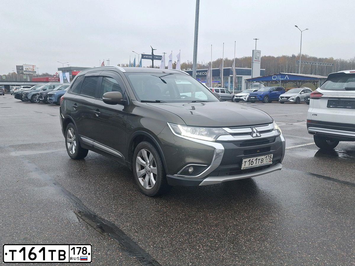 Фото автомобиля MITSUBISHI OUTLANDER, 2016 — госномер Т161ТВ178. Цвет: КОРИЧНЕВЫЙ