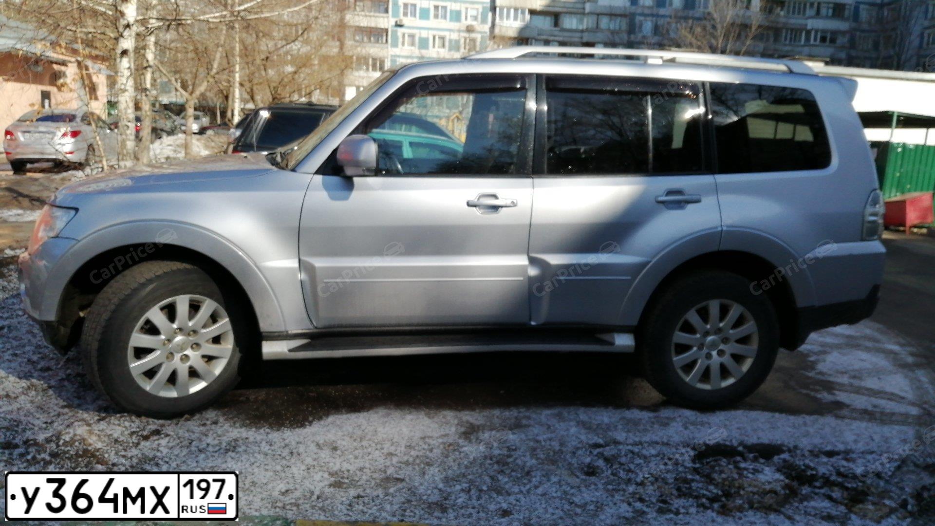 Фото автомобиля MITSUBISHI PAJERO, 2007 — госномер У364МХ197. Цвет: СЕРЫЙ