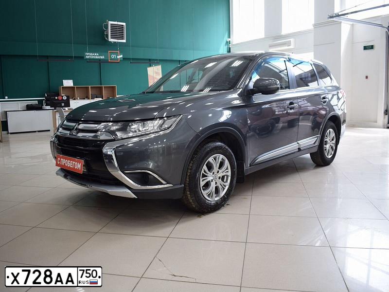 Фото автомобиля MITSUBISHI OUTLANDER, 2015 — госномер Х728АА750. Цвет: СЕРЫЙ