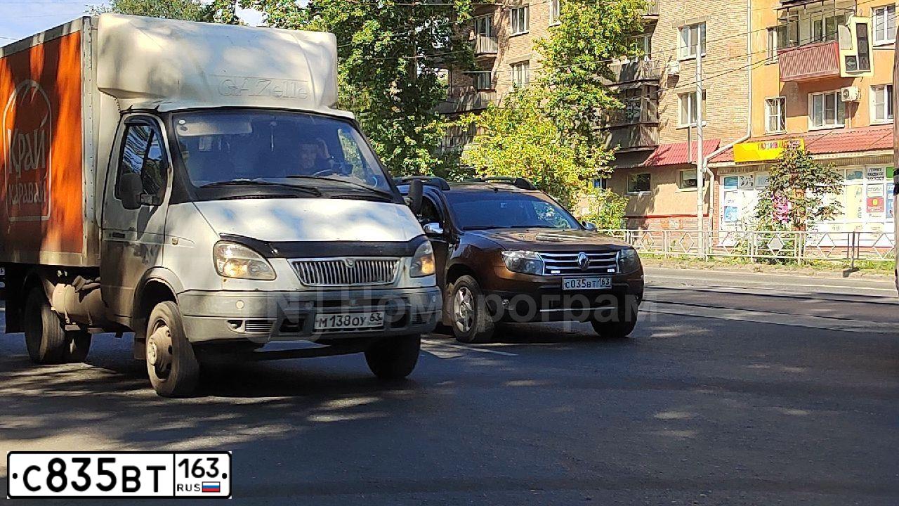 Фото автомобиля TOYOTA COROLLA, 2008 — госномер Р877НА40
