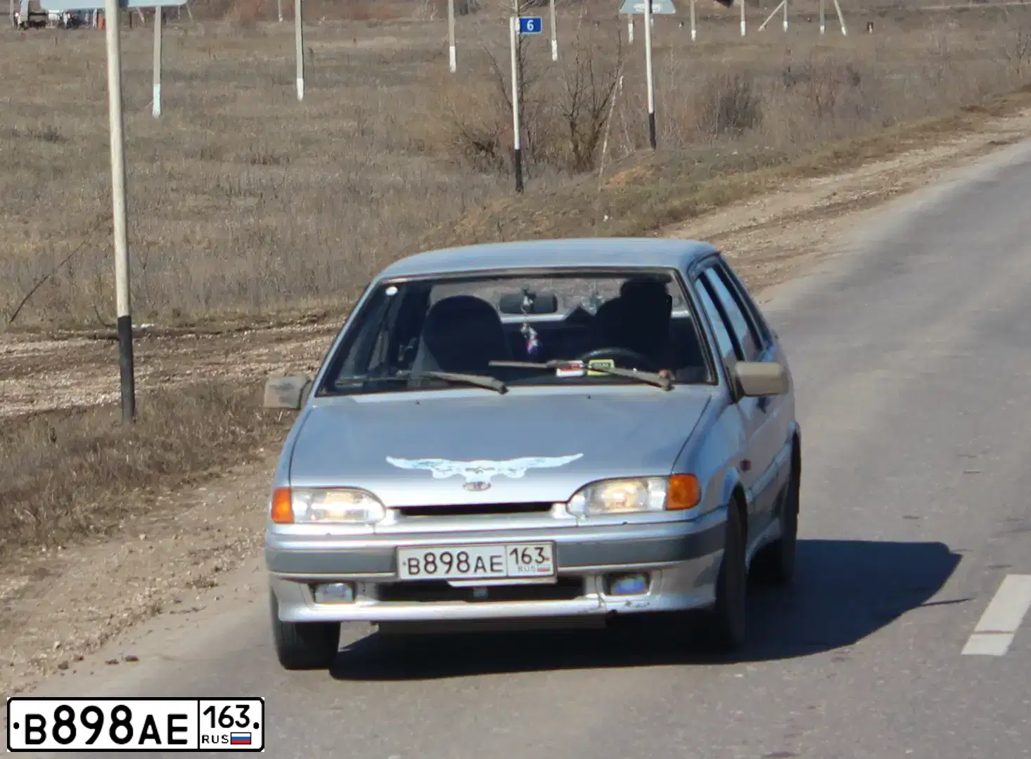 Фото автомобиля LADA 2115 SAMARA, 2006 — госномер В898АЕ163. Цвет: СВЕТЛО-СЕРЕБРИСТЫЙ  МЕТАЛЛИК