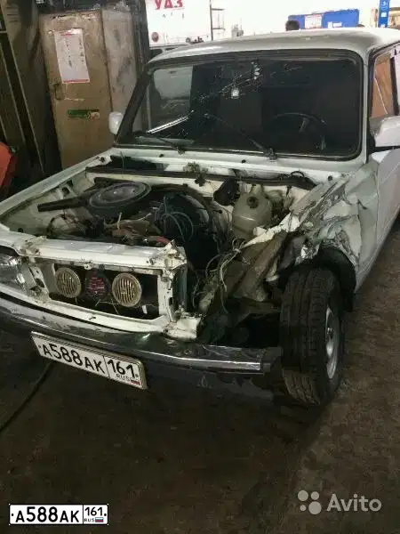 Фото автомобиля LADA 2107, 2003 — госномер А588АК161. Цвет: ЯРКО-БЕЛЫЙ