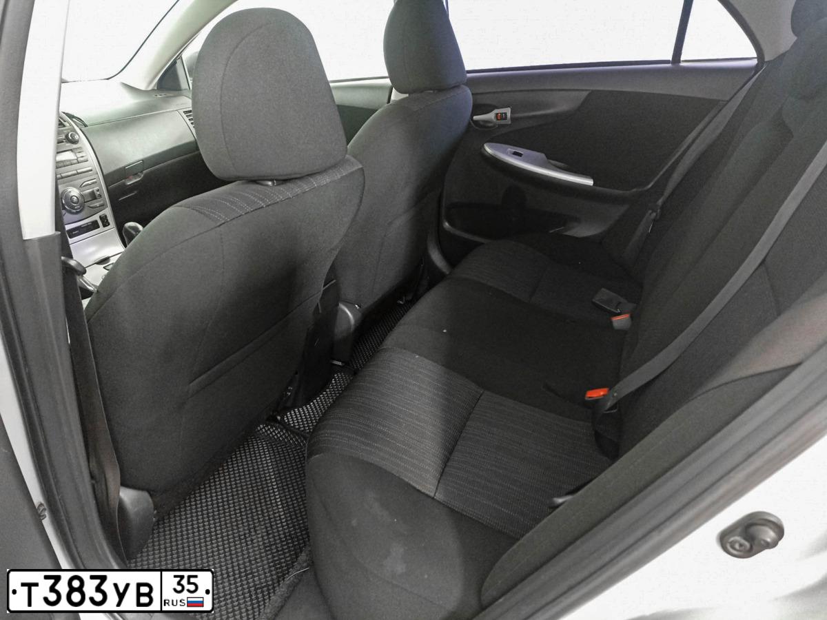 Фото автомобиля TOYOTA COROLLA, 2008 — госномер М851УО716. Цвет: Серебристый