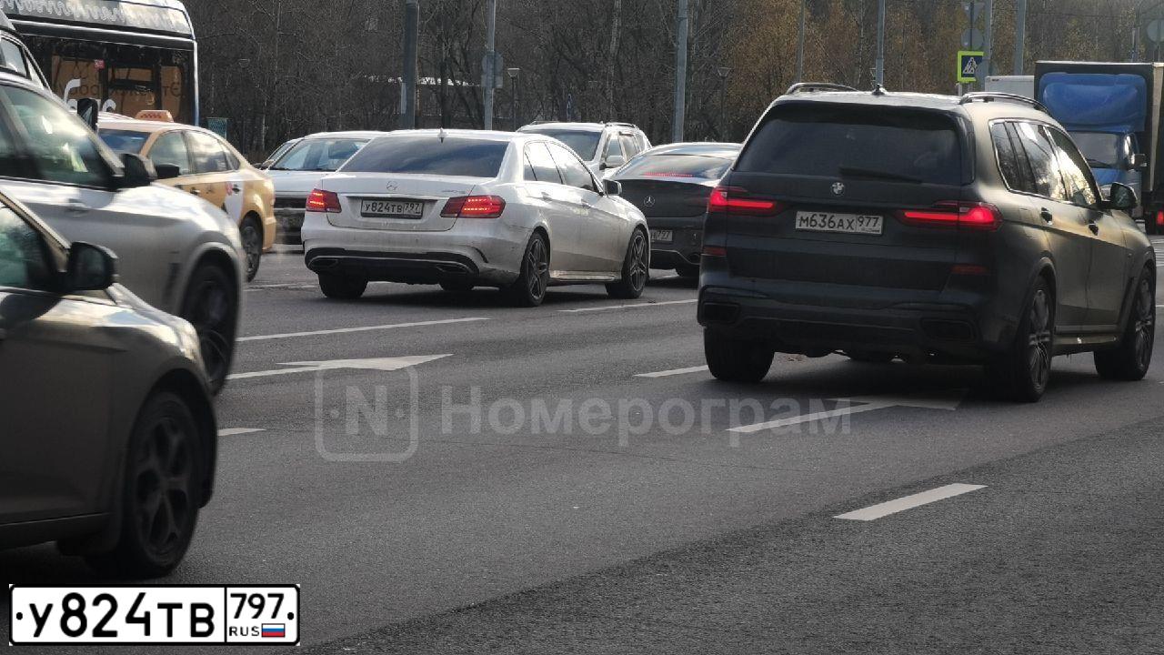 Фото автомобиля MERCEDES E-KLASSE, 2013 — госномер В777СН71. Цвет: Белый