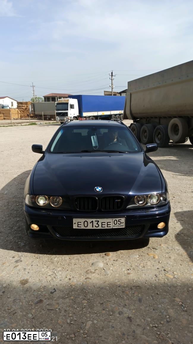 Фото автомобиля BMW SERIE 7, 1999 — госномер Е013ЕЕ05. Цвет: ЧЕРНЫЙ