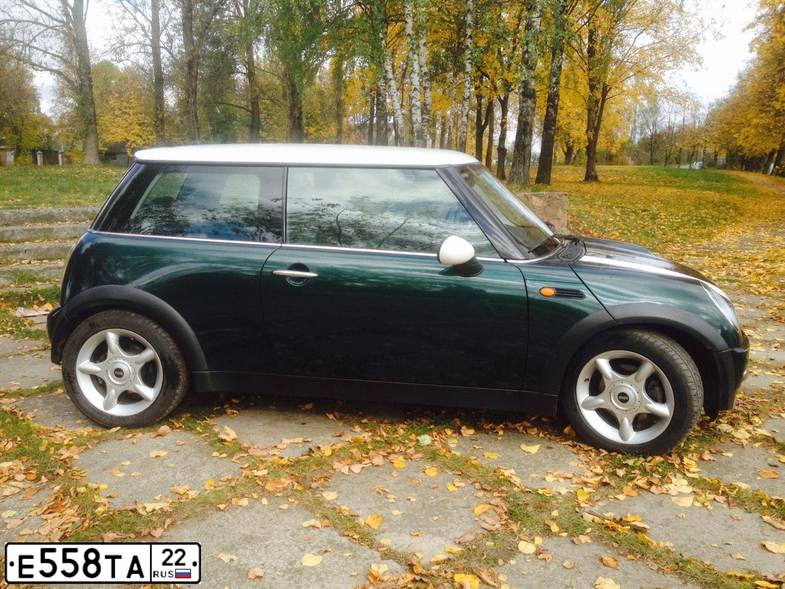 Фото автомобиля LADA 2131 NIVA, 2000 — госномер Е558ТА22. Цвет: Красный