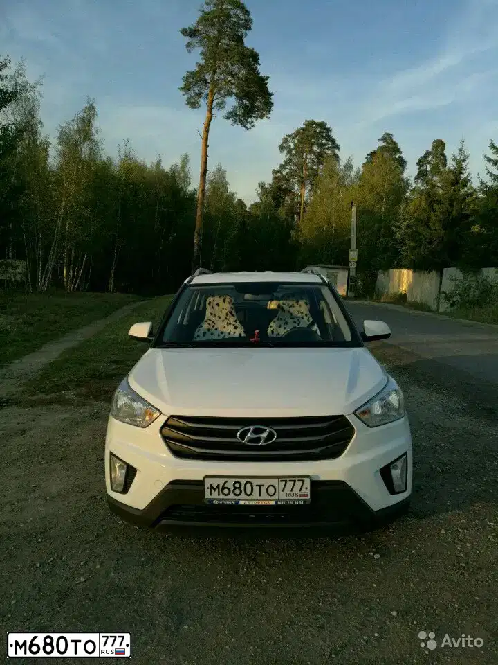 Фото автомобиля HYUNDAI CRETA, 2016 — госномер М680ТО777. Цвет: БЕЛЫЙ