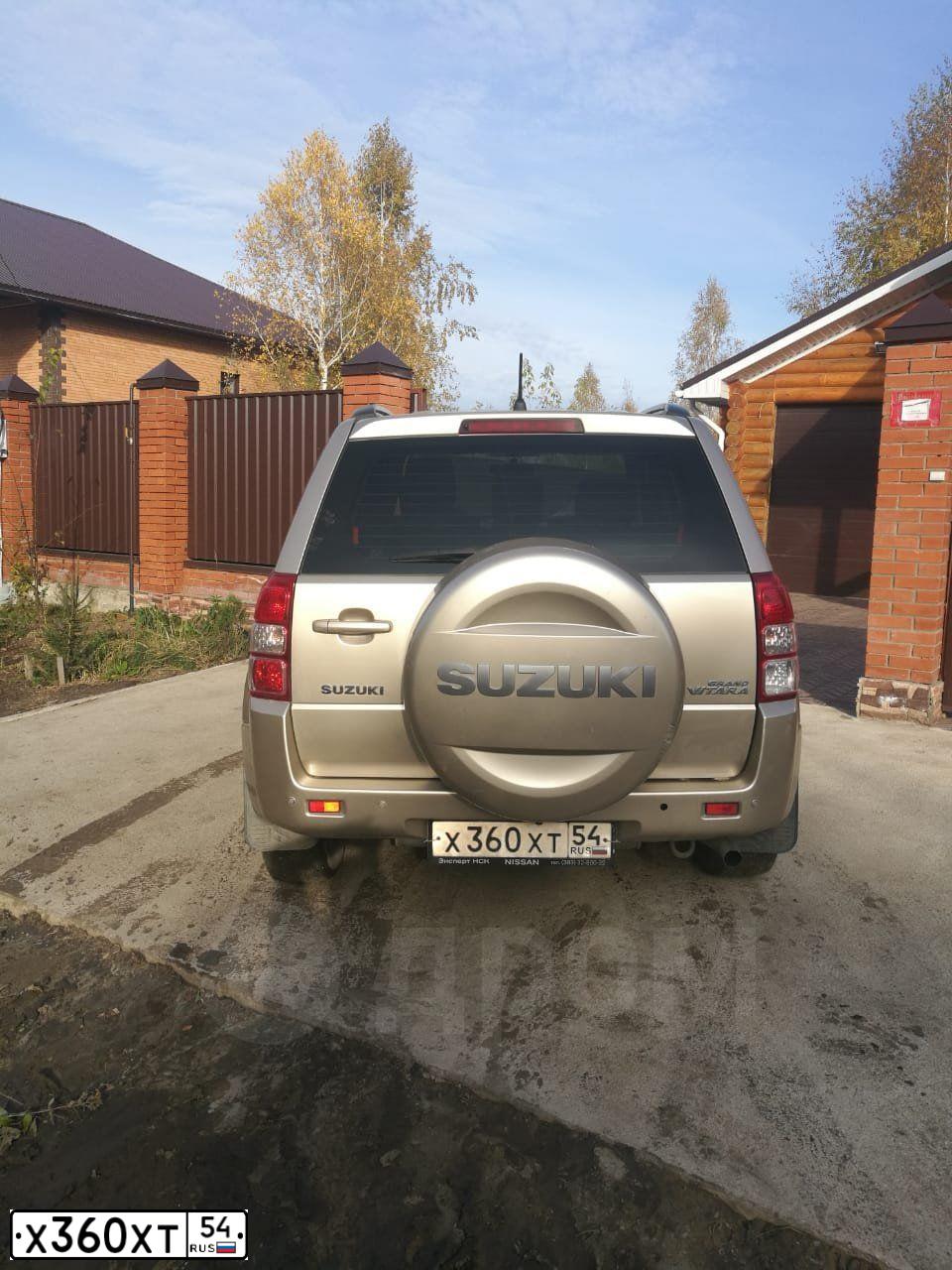 Фото автомобиля SUZUKI /GRAND/ VITARA, 2010 — госномер Х360ХТ54. Цвет: БЕЖЕВЫЙ
