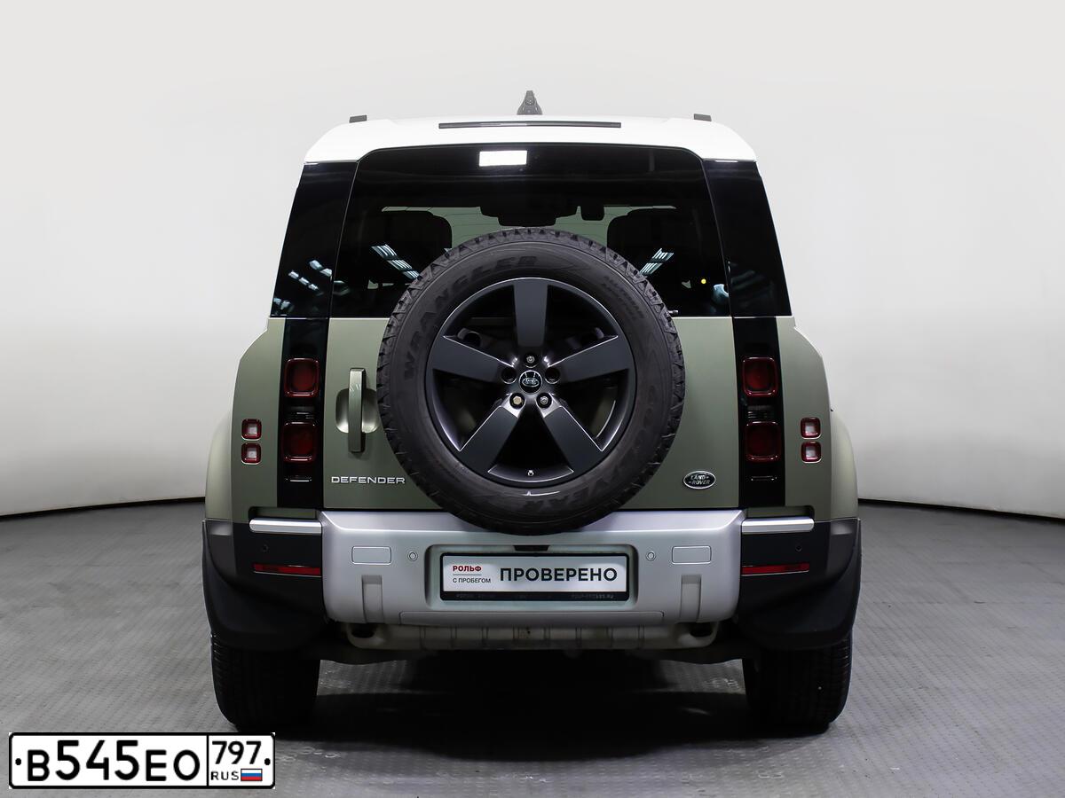Фото автомобиля LAND ROVER DEFENDER, 2021 — госномер В545ЕО797. Цвет: ЗЕЛЕНЫЙ