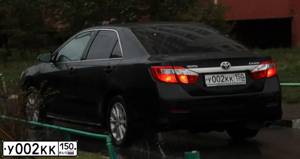 Фото автомобиля TOYOTA CAMRY, 2013 — госномер О330ОК154. Цвет: ЧЕРНЫЙ