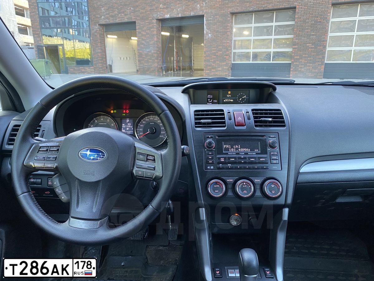 Фото автомобиля SUBARU FORESTER, 2014 — госномер Т286АК178. Цвет: СЕРЕБРИСТЫЙ