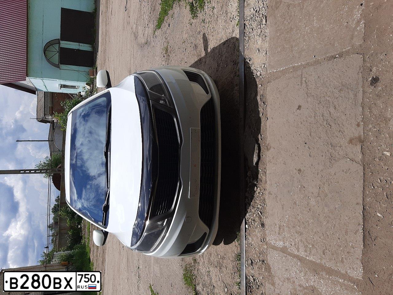 Фото автомобиля KIA RIO, 2013 — госномер В280ВХ750. Цвет: Белый