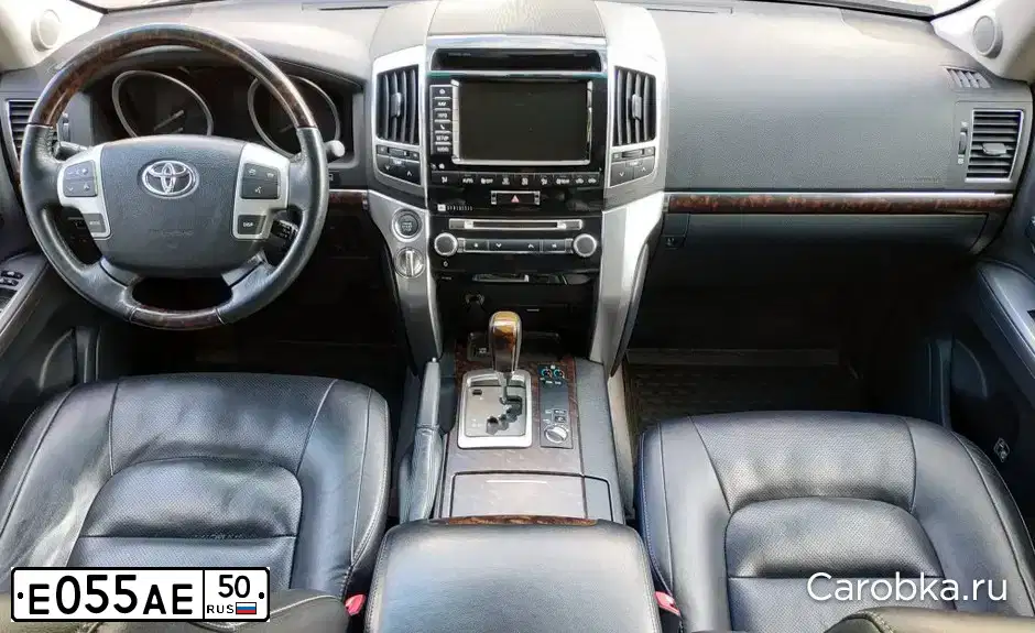 Фото автомобиля TOYOTA LANDCRUISER 200, 2013 — госномер Т606ВХ550. Цвет: ЧЕРНЫЙ